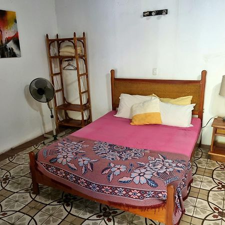 Bed and Breakfast Casa Del Agua Гранада Номер фото