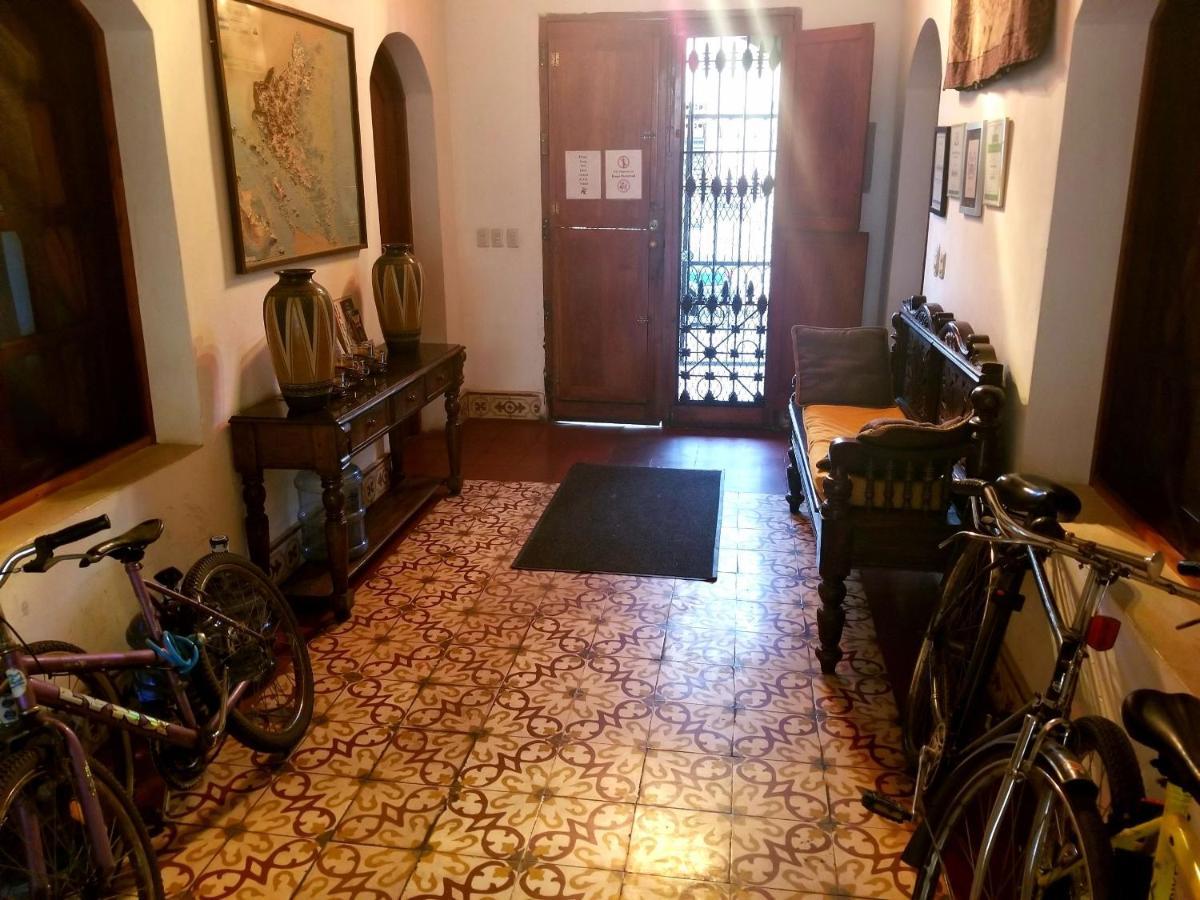 Bed and Breakfast Casa Del Agua Гранада Экстерьер фото