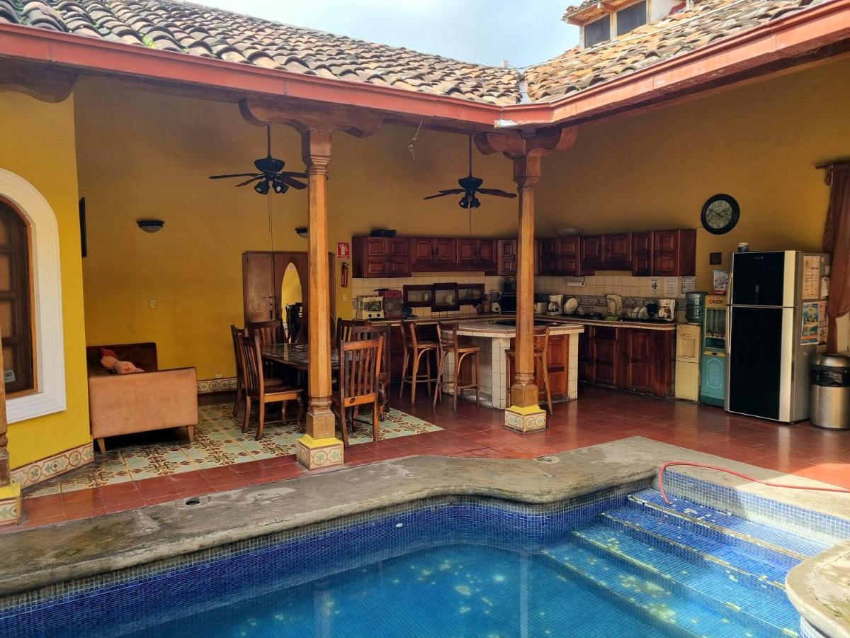 Bed and Breakfast Casa Del Agua Гранада Экстерьер фото